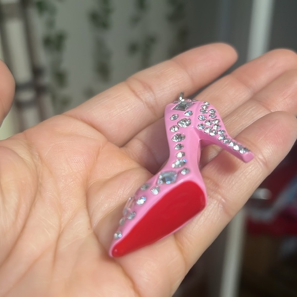 Pink Shoe Charm - Picture 1 of 5